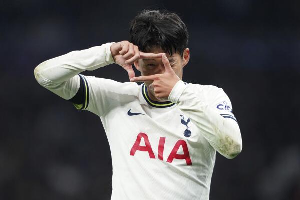 Spurs soccer top